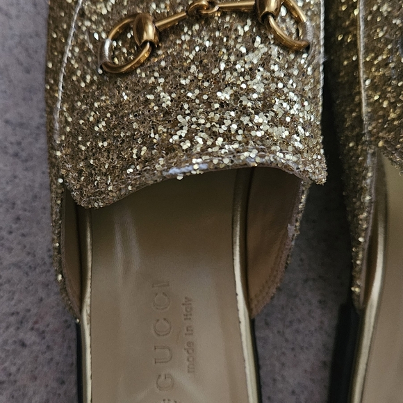 Designer Inspired Slip-on - Picture 6 of 7